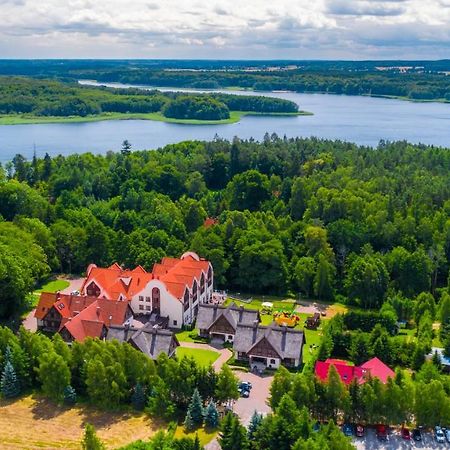 Hotel Aubrecht Country Spa Resort Przechlewo Bagian luar foto
