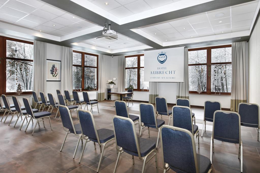Hotel Aubrecht Country Spa Resort Przechlewo Bagian luar foto