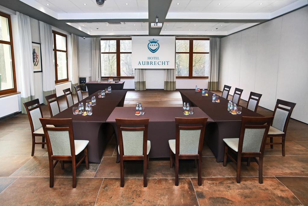 Hotel Aubrecht Country Spa Resort Przechlewo Bagian luar foto