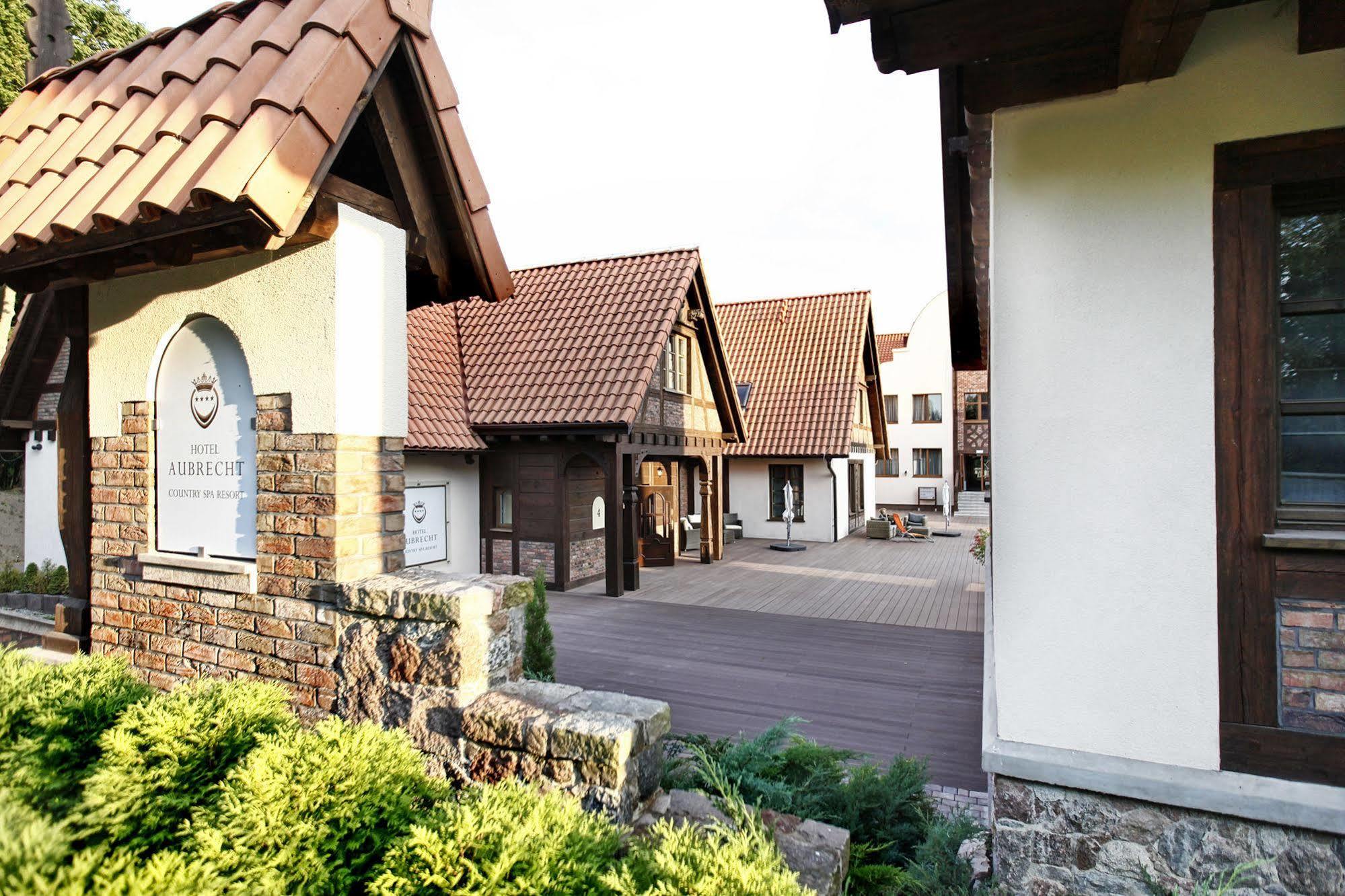Hotel Aubrecht Country Spa Resort Przechlewo Bagian luar foto