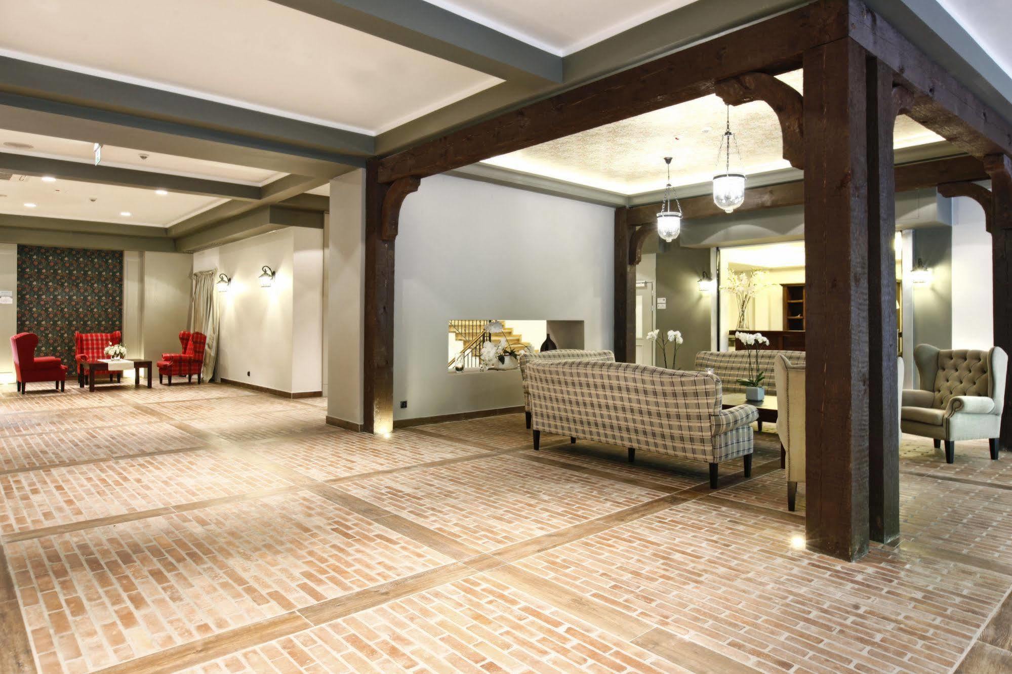 Hotel Aubrecht Country Spa Resort Przechlewo Bagian luar foto