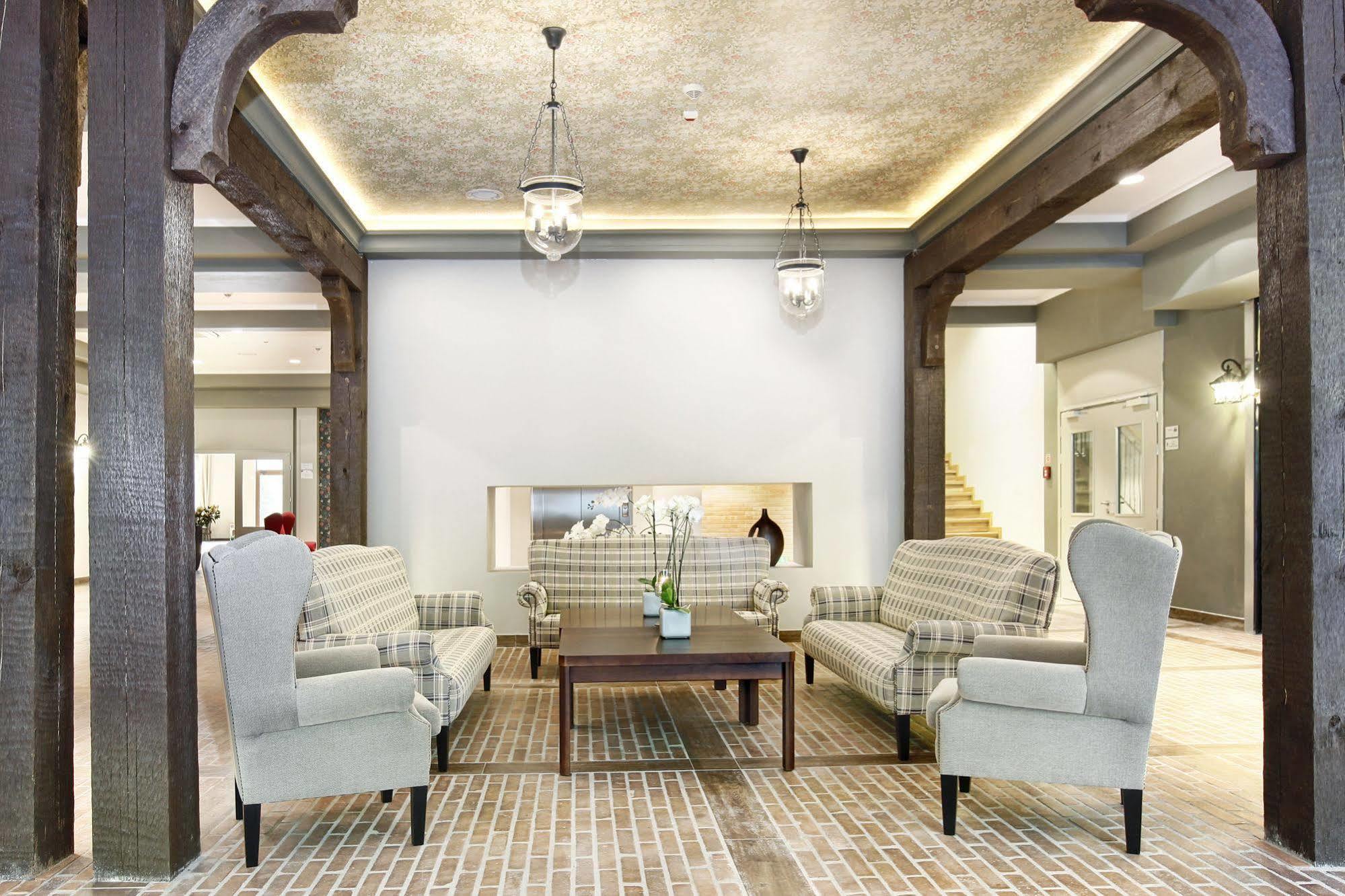 Hotel Aubrecht Country Spa Resort Przechlewo Bagian luar foto
