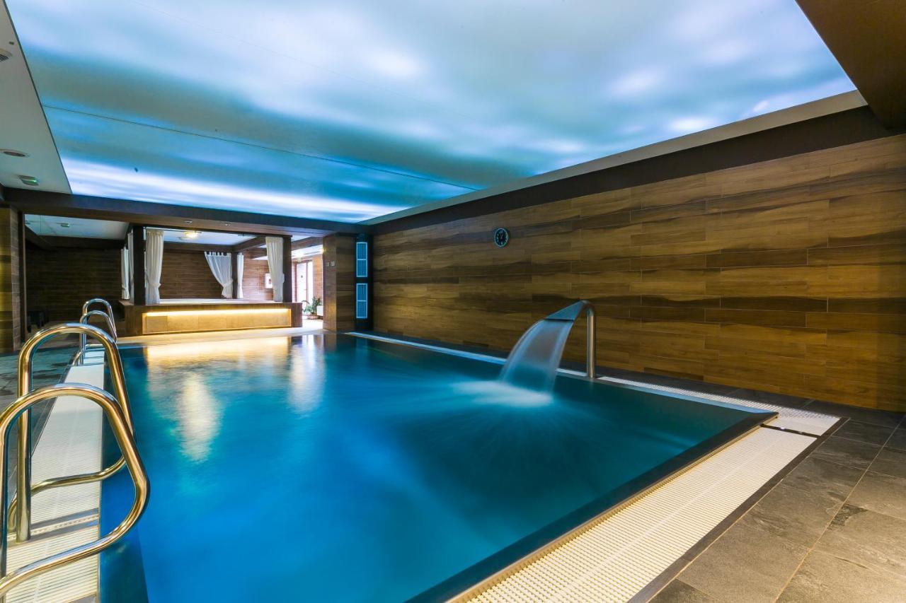Hotel Aubrecht Country Spa Resort Przechlewo Bagian luar foto