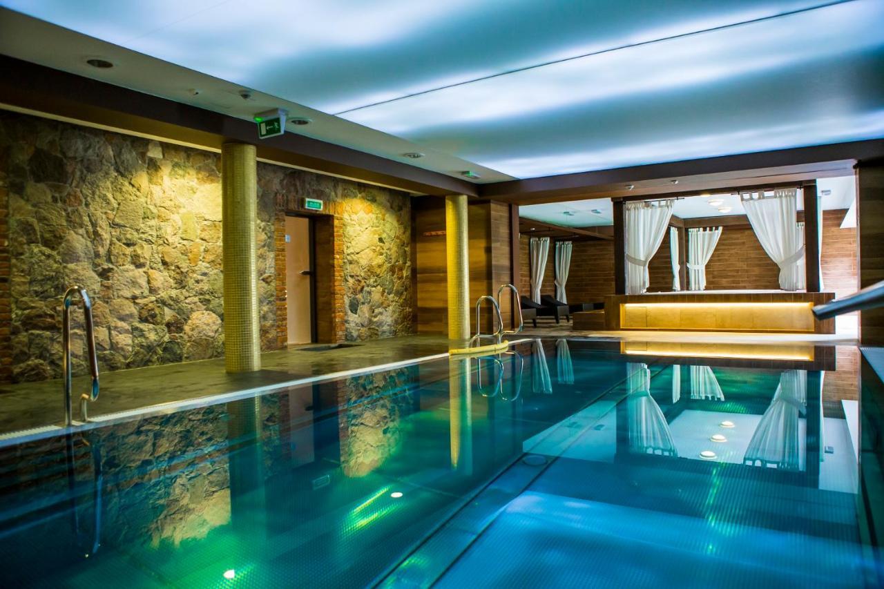 Hotel Aubrecht Country Spa Resort Przechlewo Bagian luar foto