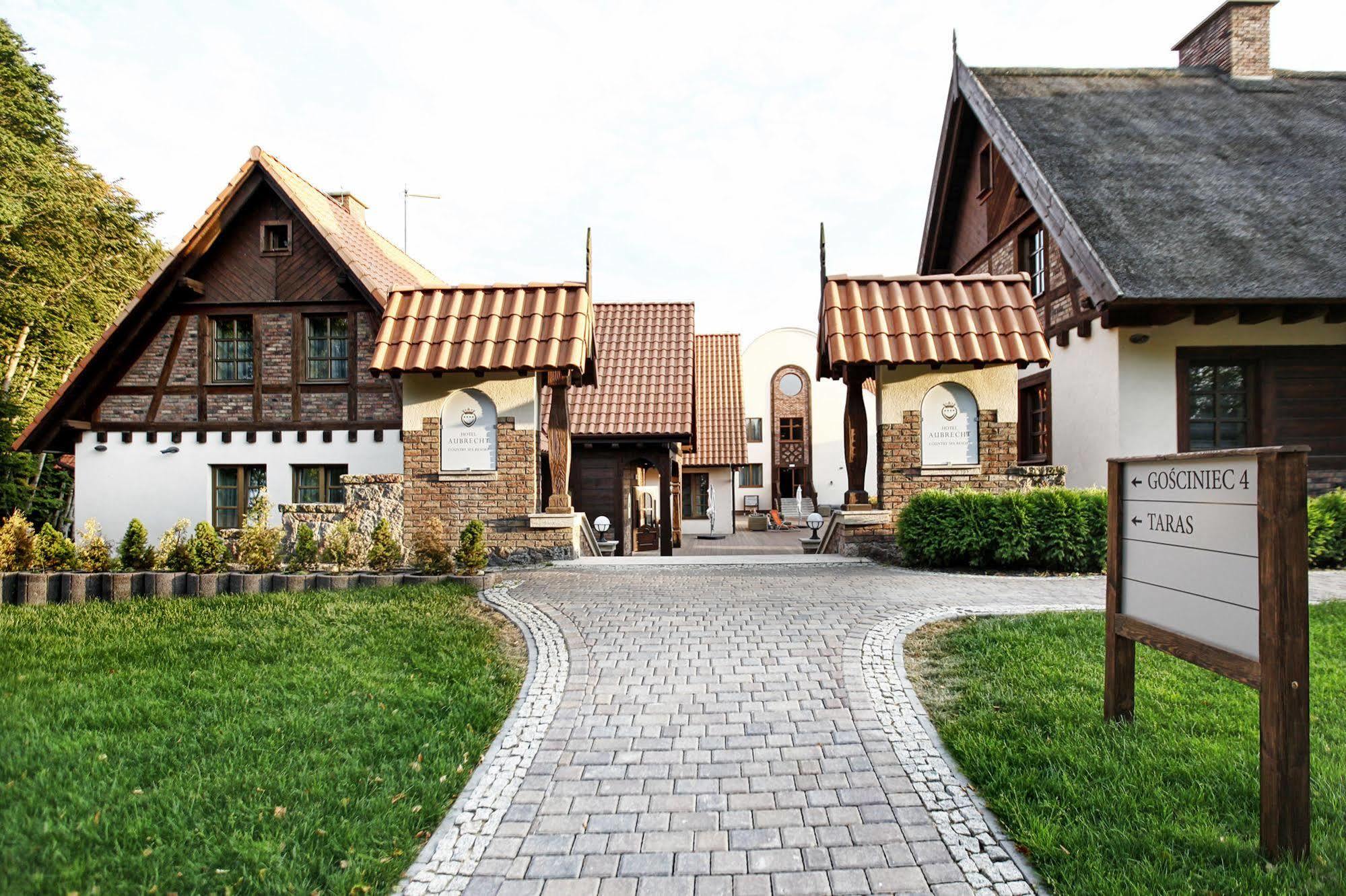 Hotel Aubrecht Country Spa Resort Przechlewo Bagian luar foto